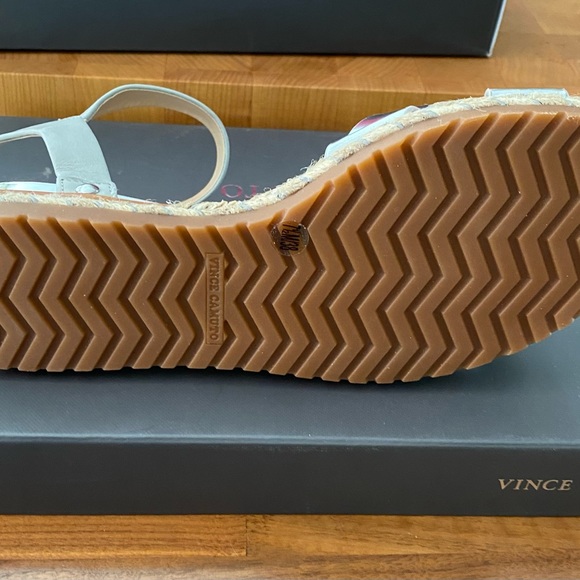 Vince Camuto Silver Sandals - Picture 7 of 14